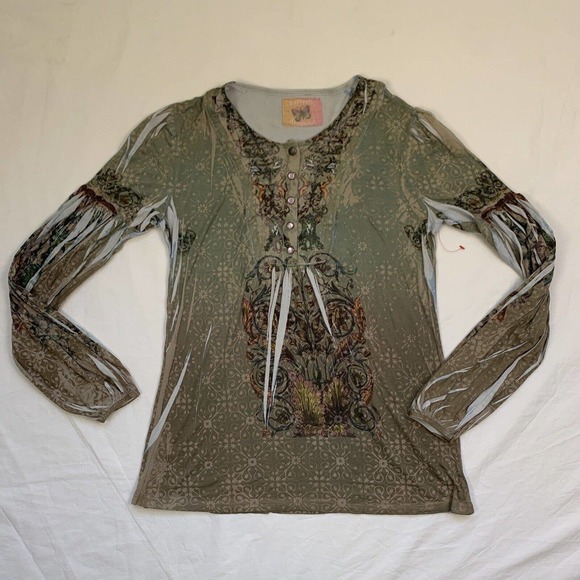 Butterfly Dropout Tops - Vtg Y2K Butterfly Dropout Peasant Top Sz XS Green Floral Lion Angel Long Sleeve